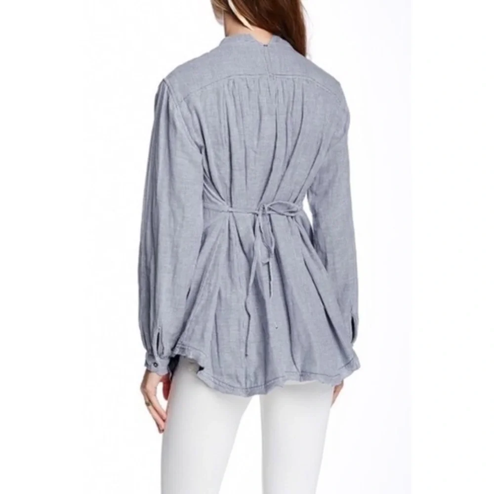 Free People All Who Wander Subtle Striped Blue White Top Cotton Chambray XS - Picture 2 of 13